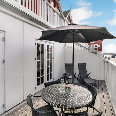 Lovely In With Sauna